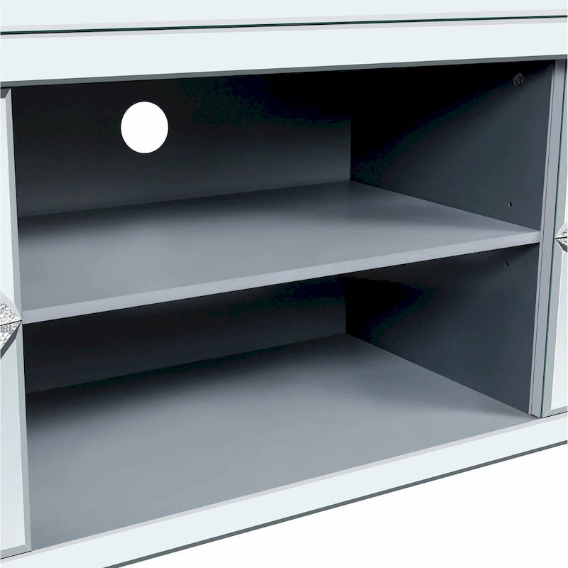 Mueble para TV con acabado de espejo, puertas de gabinete y estantes abiertos