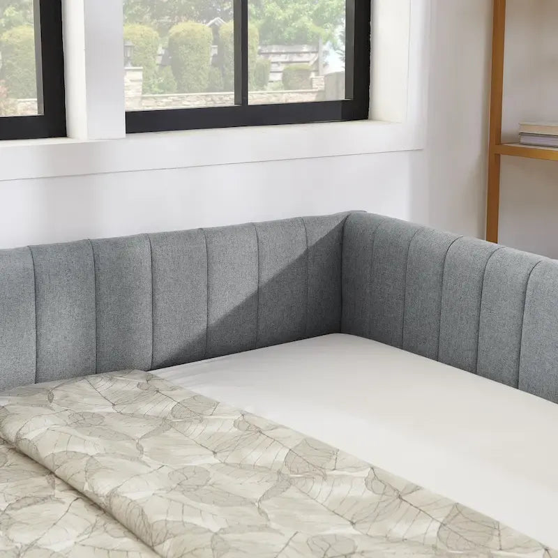 Graues Polster-Tagesbett mit Ausziehbett