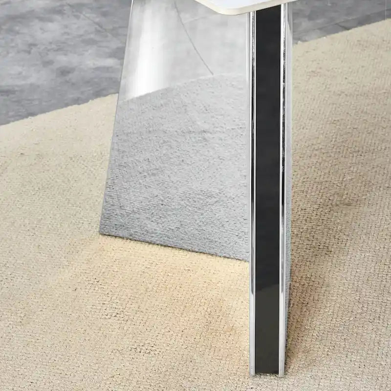 Mesa de comedor de piedra sinterizada blanca con patas color plateado