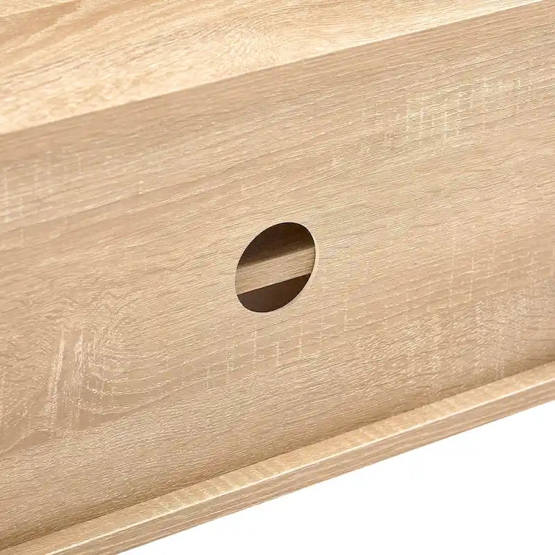 TV-Schrank mit Schiebetüren aus Rattan und verstellbarer Ablage