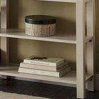 Mesa consola con cuatro cajones y estante abierto