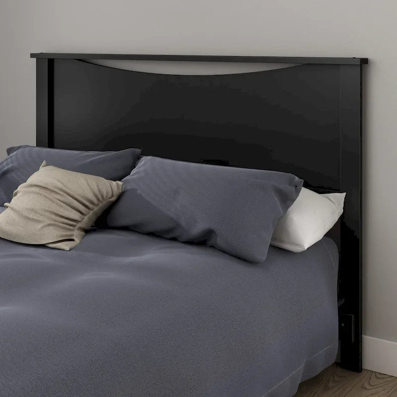 Kopfteil für ein Queensize-Bett mit geschwungener Aussparung