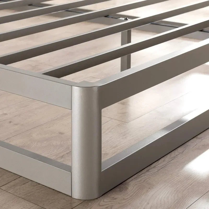 Estructura de cama metálica con plataforma de perfil bajo tamaño matrimonial