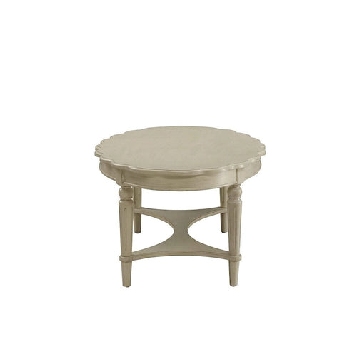Mesa de centro blanco antiguo con estante inferior