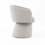 Silla de comedor tapizada gris claro con asiento acolchado